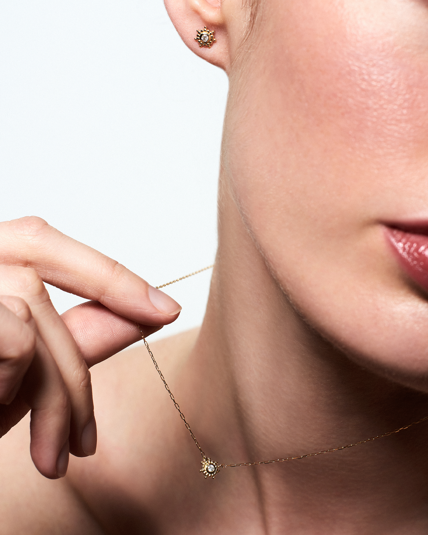 Colar Apolo em Ouro 18K e Diamante