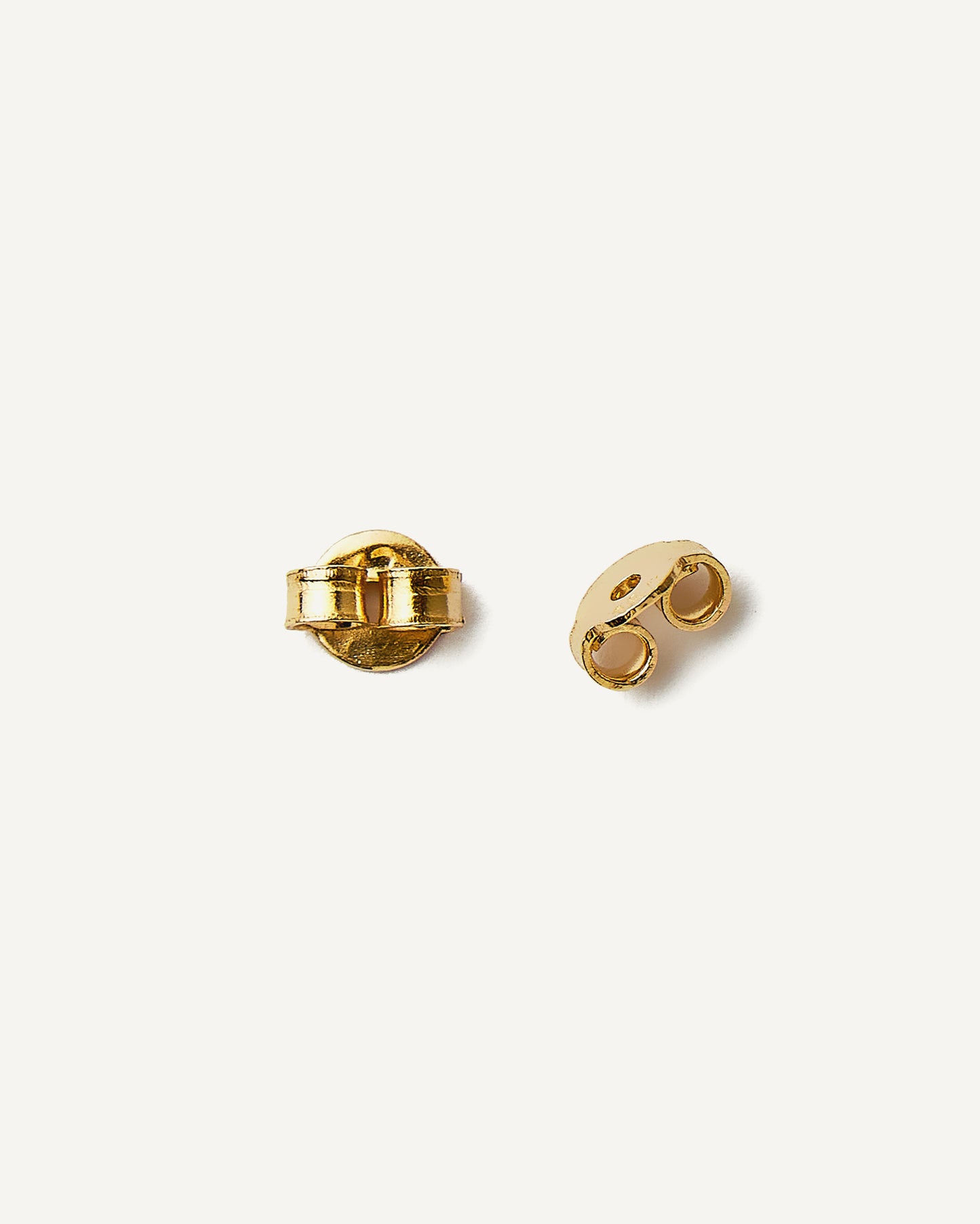 Brinco Dente Unitário em Ouro 18K e Diamante