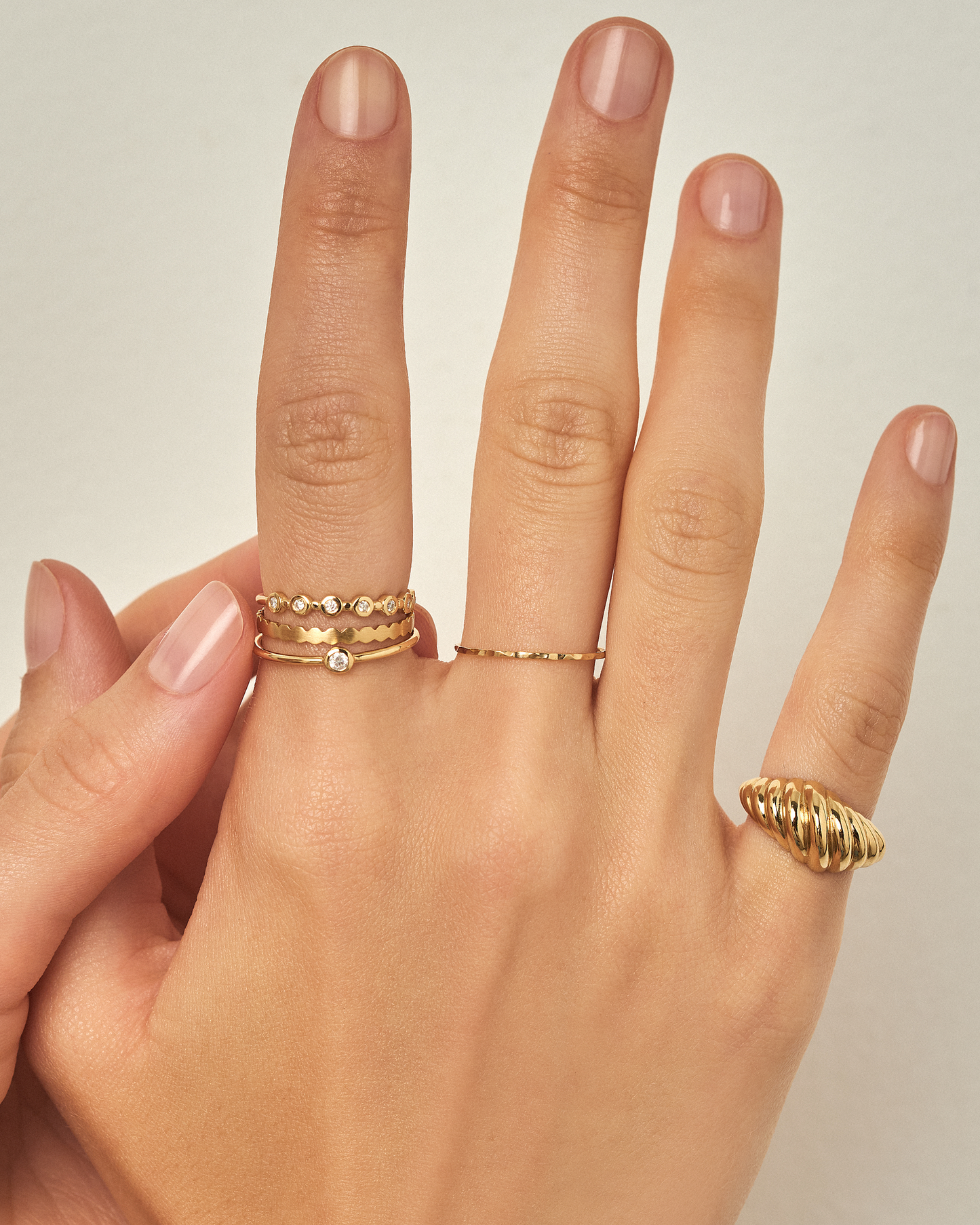 Anel Brilhante de 6 Pontos em Ouro 18K Solitaire