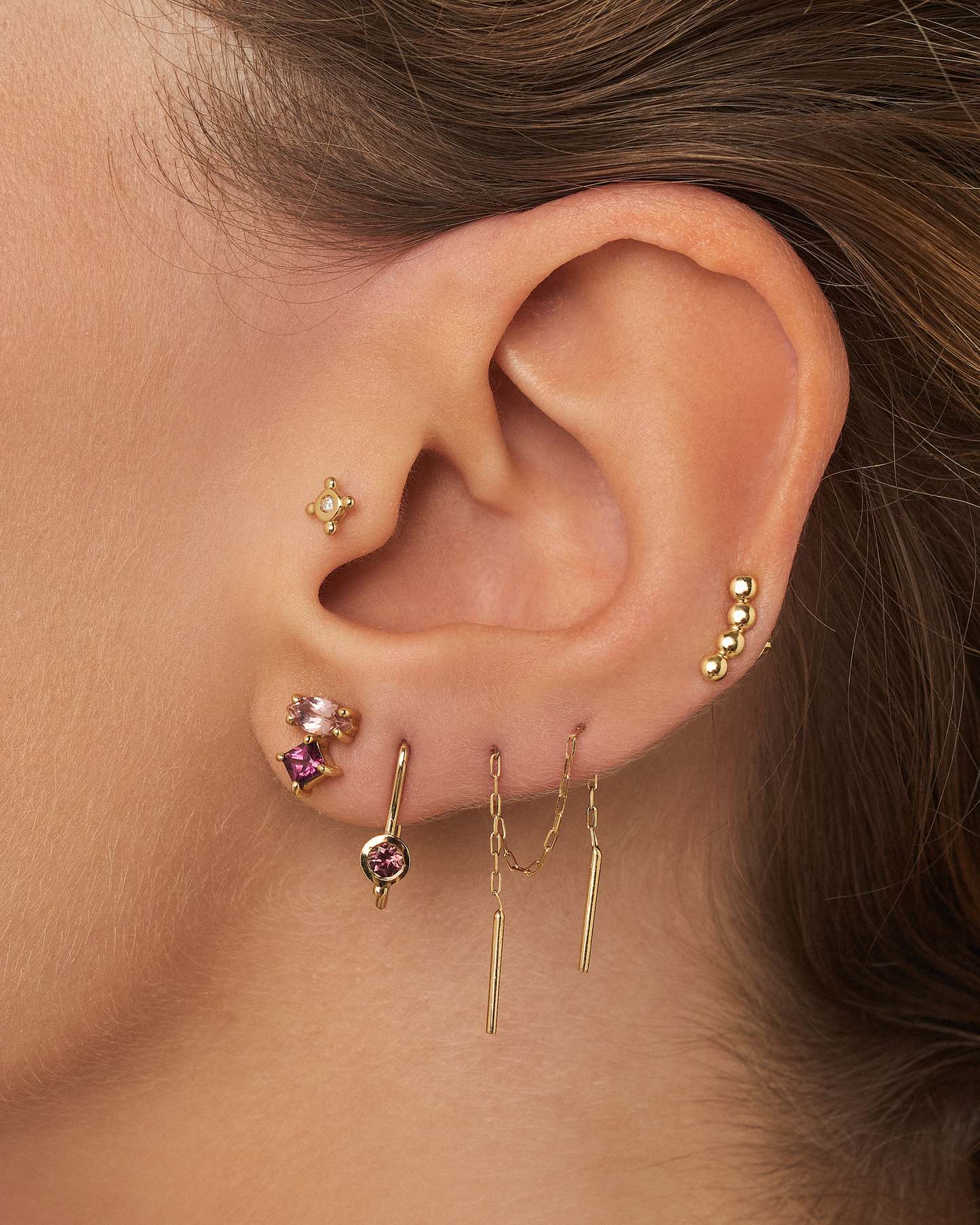 Brinco Unitário Fio Corrente em Ouro 18K