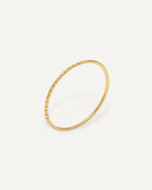 Anel Lil Liso em Ouro 18K
