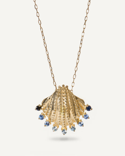 Colar de Concha Búzio em Ouro 18K com Safiras