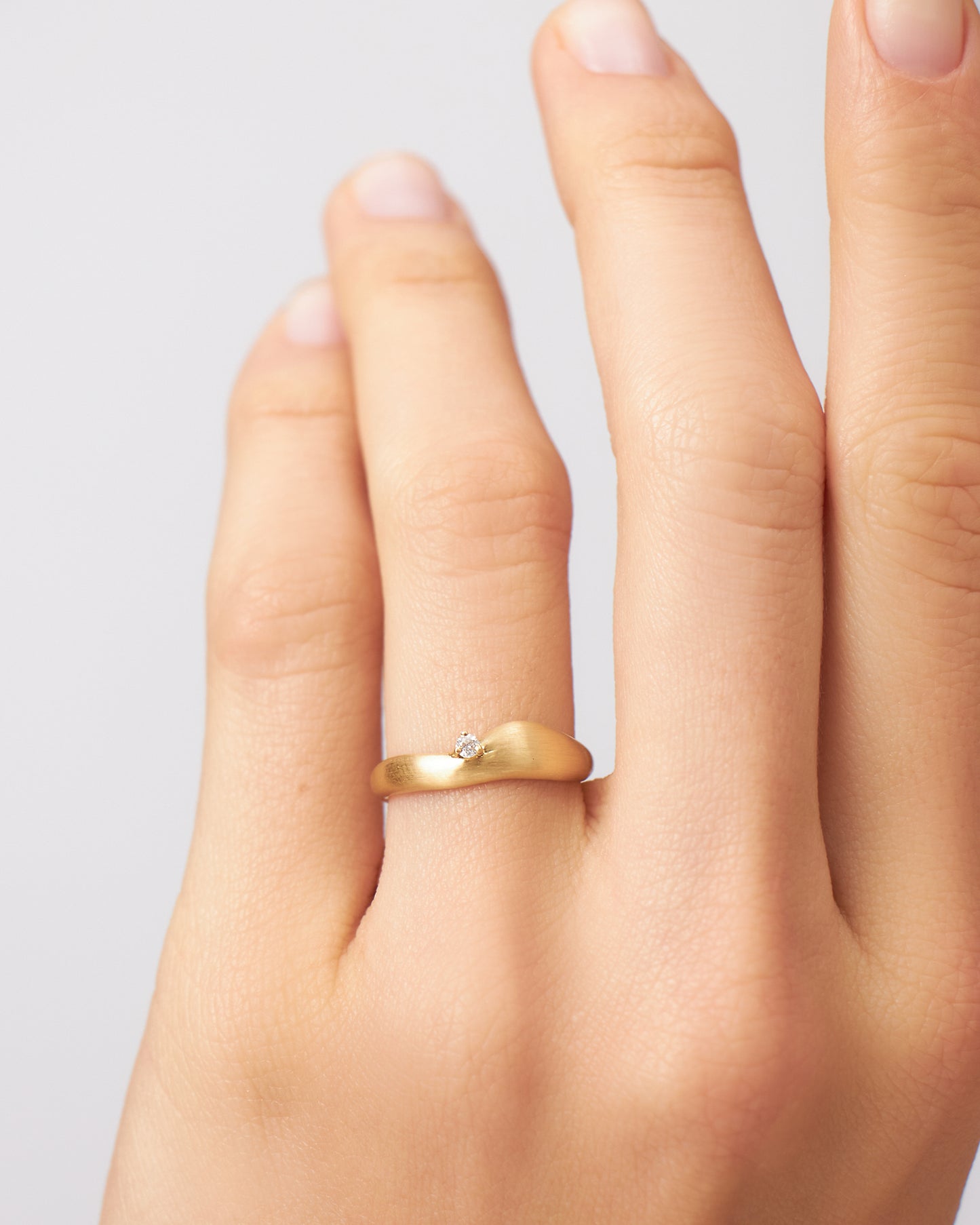 Aliança Treasure 4mm em Ouro 18K e Diamante