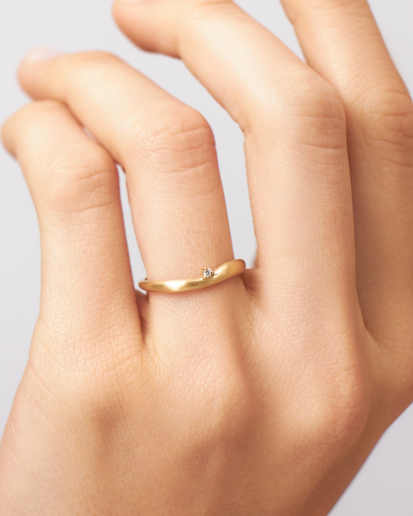 Aliança Treasure 2mm em Ouro 18K e Diamante