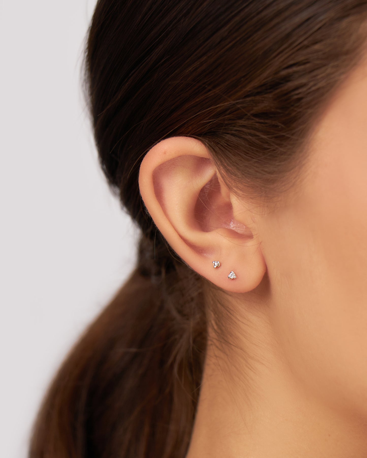 Brinco Solitário Petit em Ouro 18K e Diamante