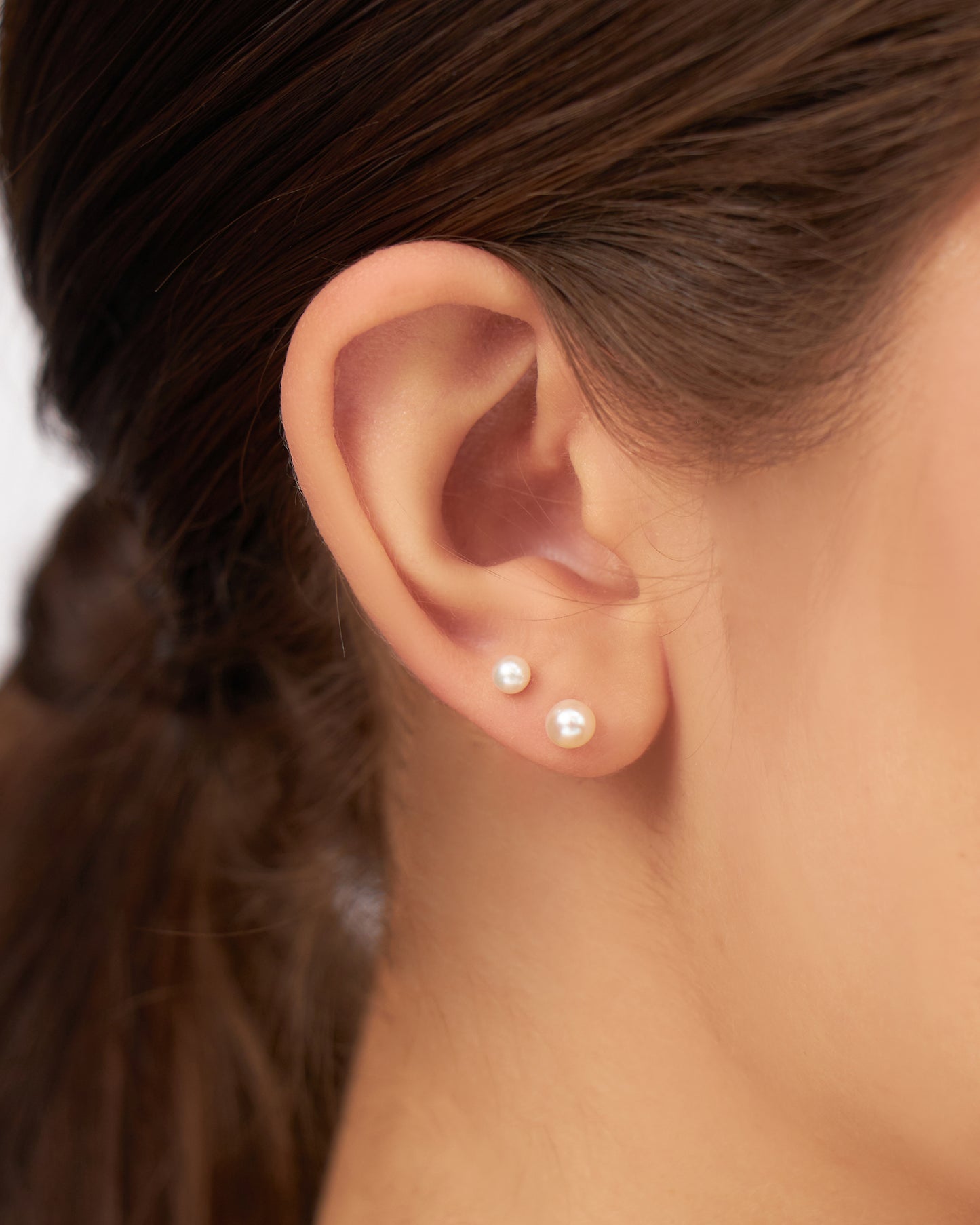 Brinco Lichia Petit em Ouro 18K e Pérolas de 4mm