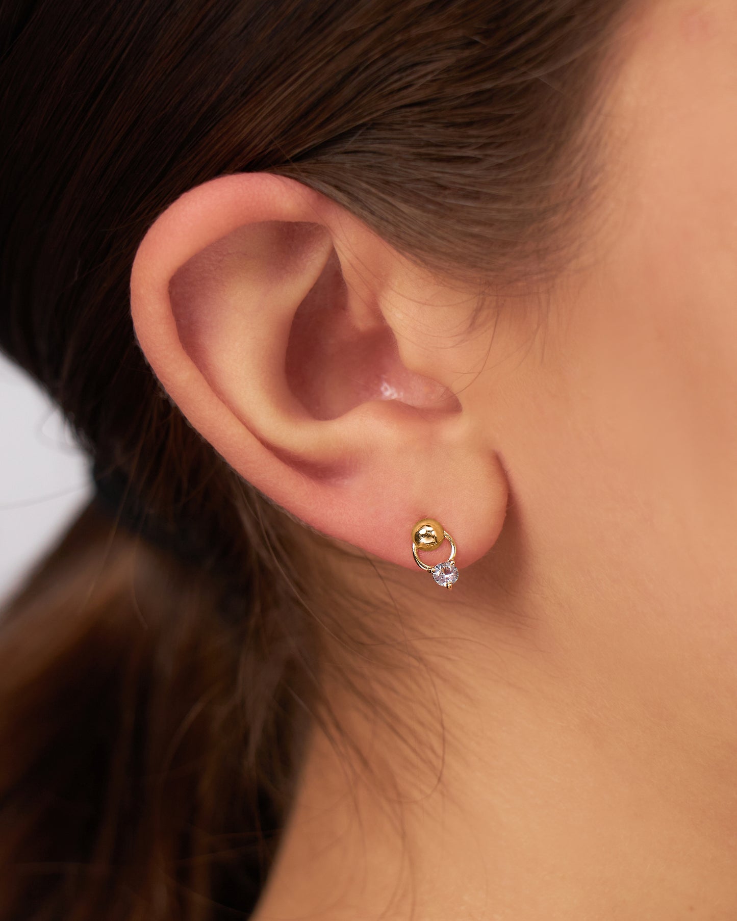 Brinco Mia Unitário em Ouro 18k e Safira