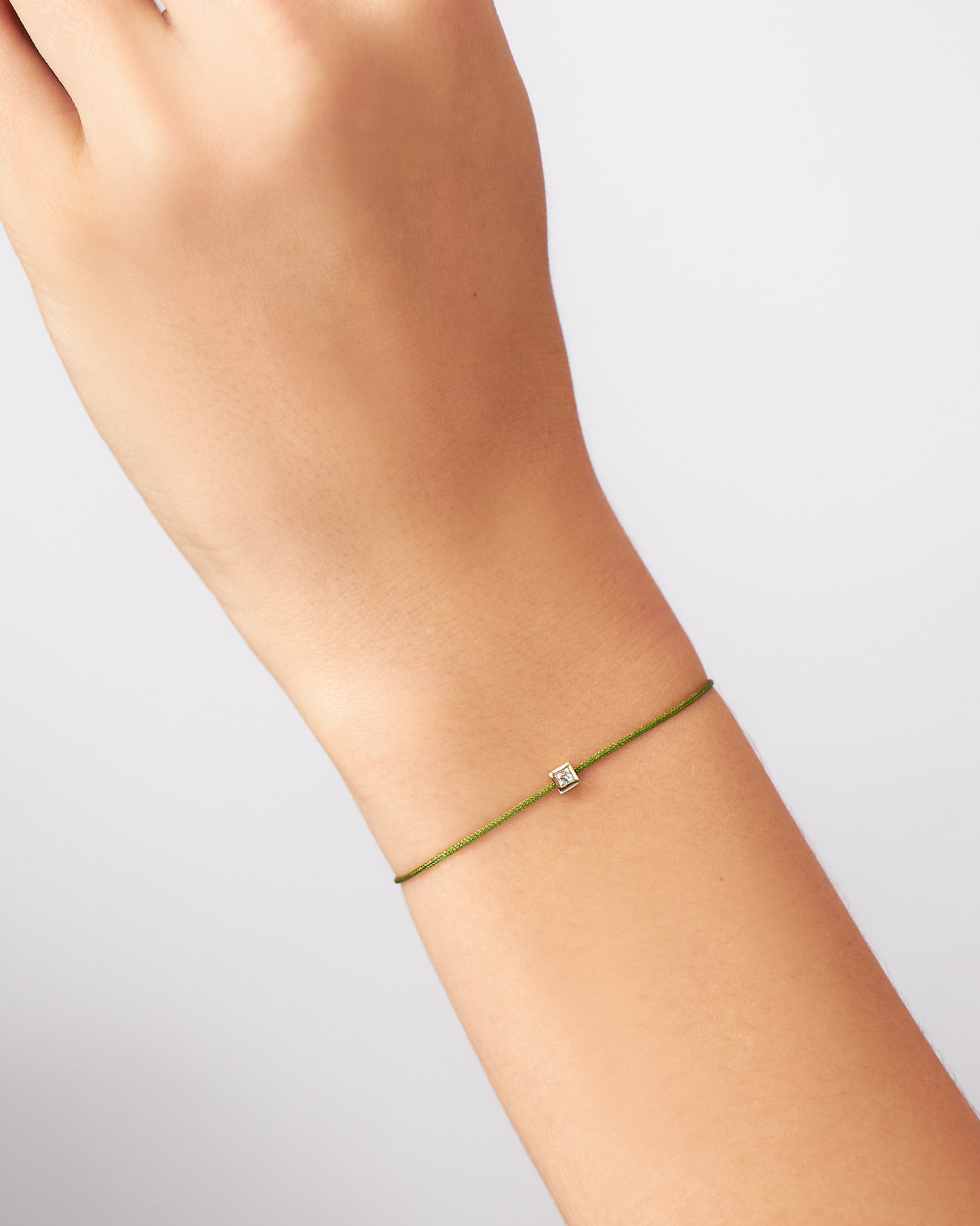 Pulseira Cord Verde em Ouro 18K e Safira