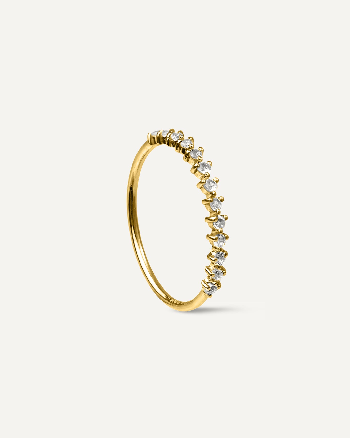 Meia-Aliança Louise em Ouro 18K e Safiras Brancas
