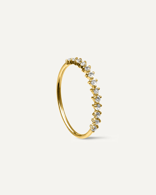 Meia-Aliança Louise em Ouro 18K e Safiras Brancas