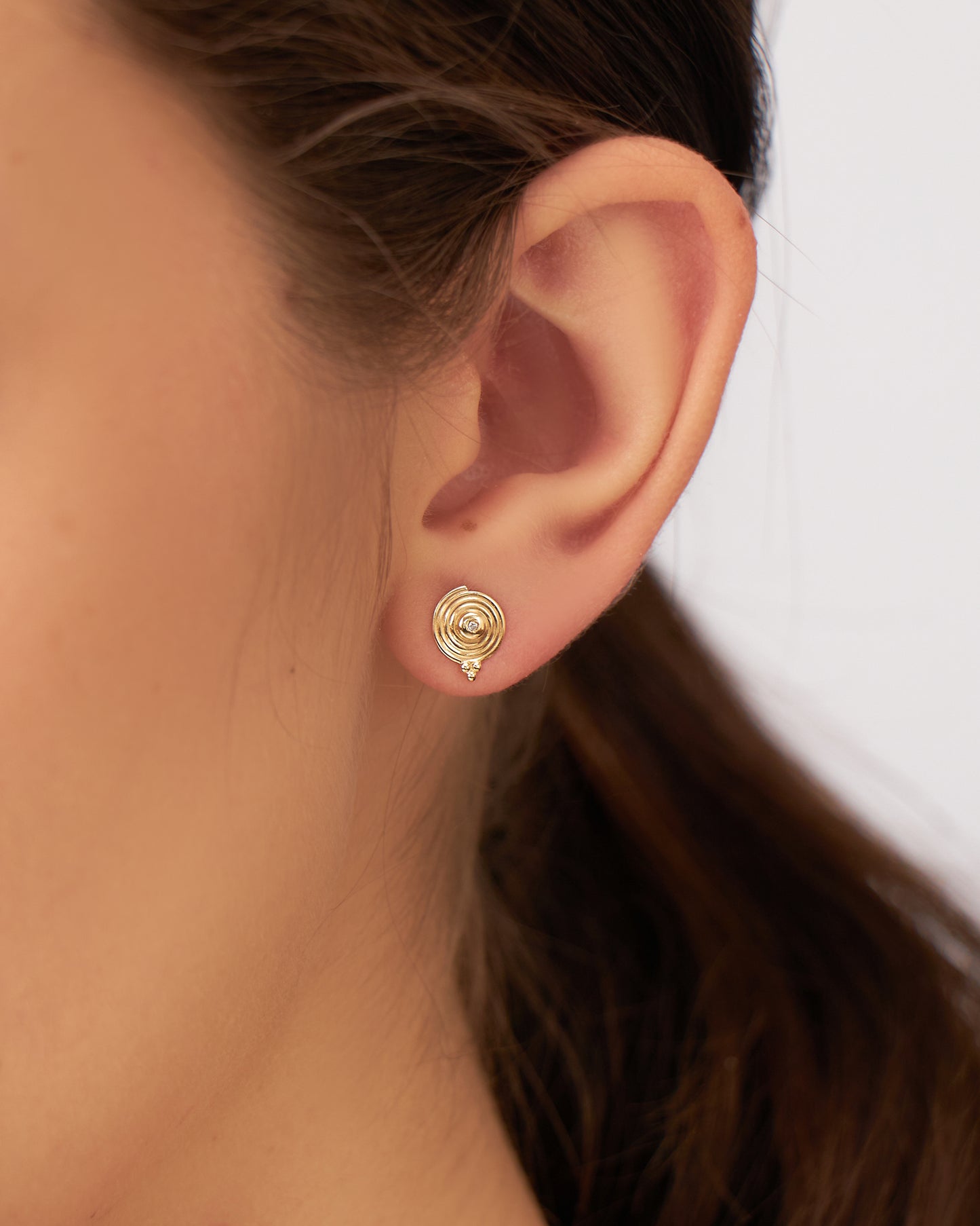 Brinco Telescope em Ouro 18K e Diamante