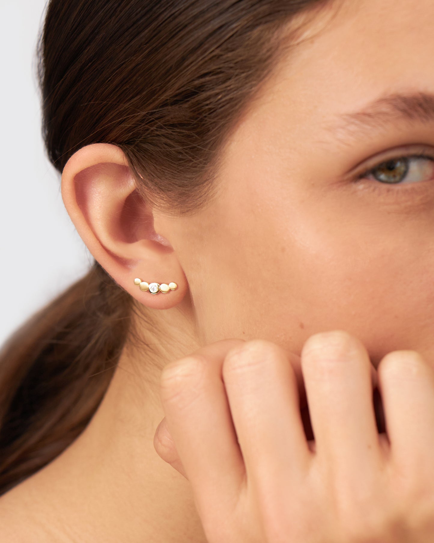 Brinco Earcuff Céu Diamante em Ouro 18K