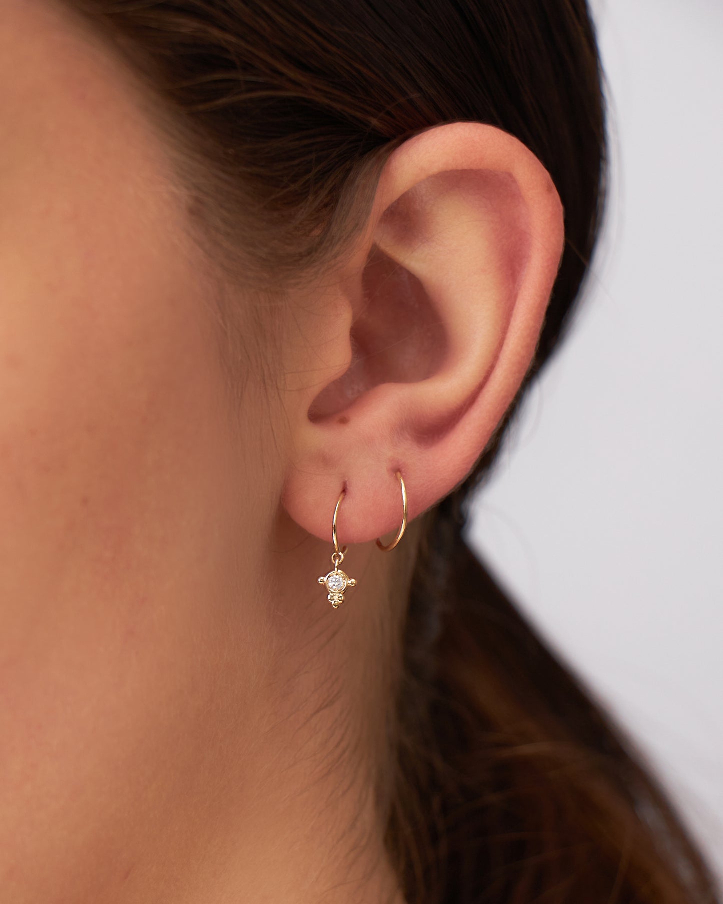 Argola Thin Unitária em Ouro 18K