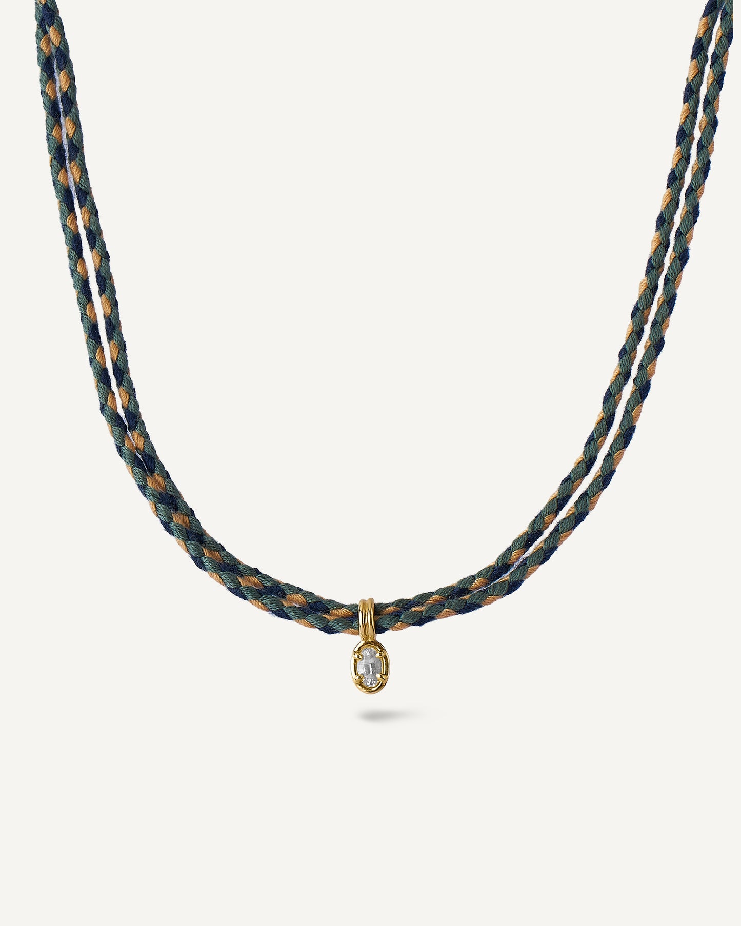 Colar Zoe Garden em Ouro 18K e Safira Branca