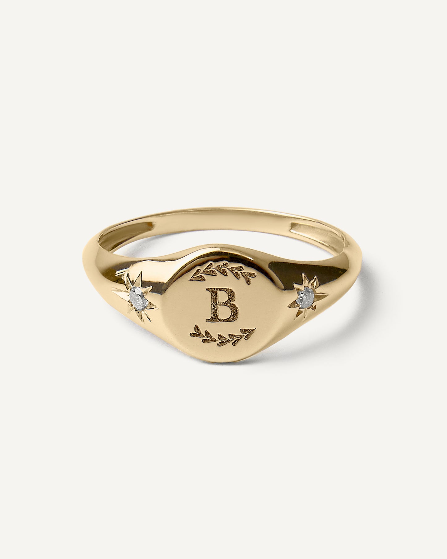 Anel Personalizado Inicial Monograma em Ouro 18K e Diamantes