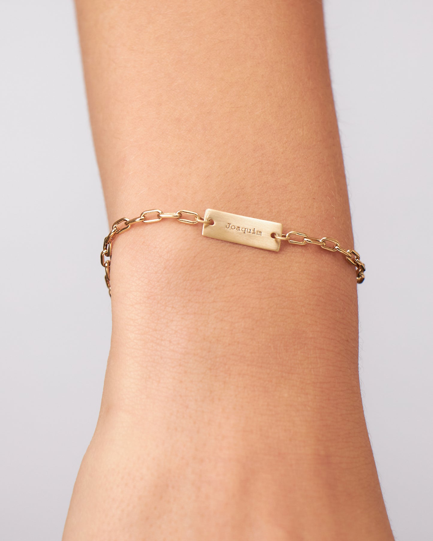 Pulseira Bold Placa Personalizada em Ouro 18K