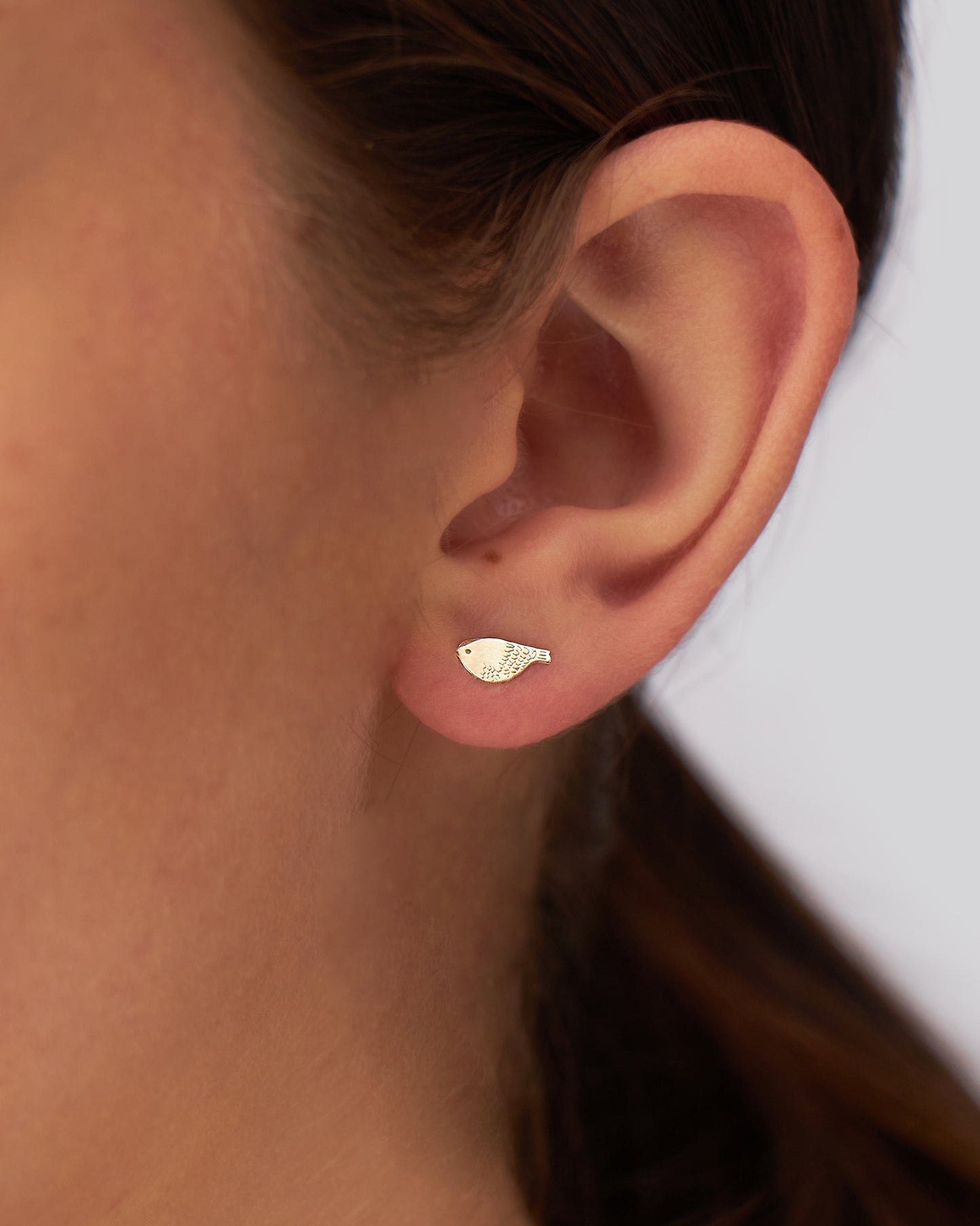 Brinco Andorinha Petit em Ouro 18K