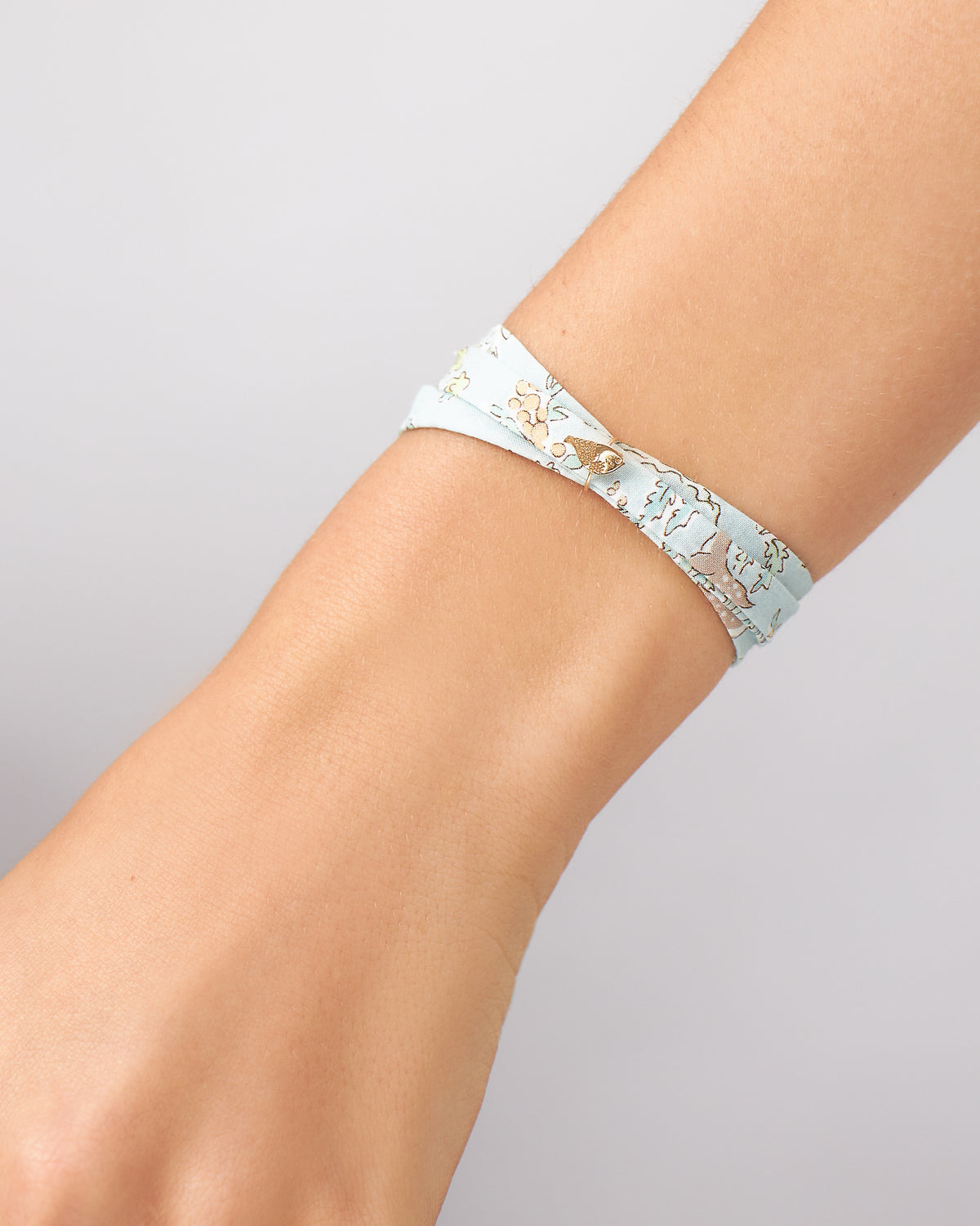 Pulseira Infantil Cotton Andorinha em Ouro 18K