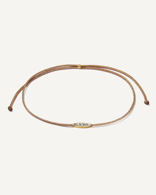 Pulseira Cord Disco Areia em Ouro 18k e Safiras Brancas