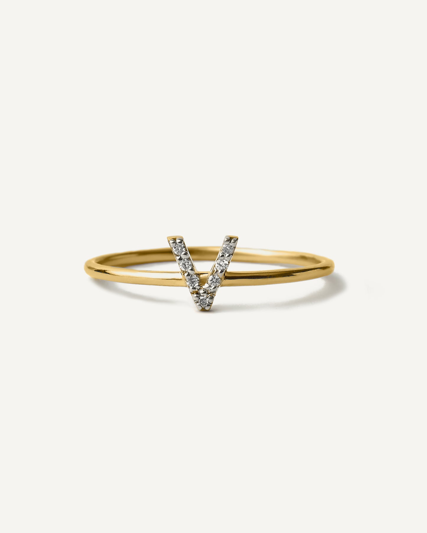 Anel Inicial em Ouro 18K e Diamantes