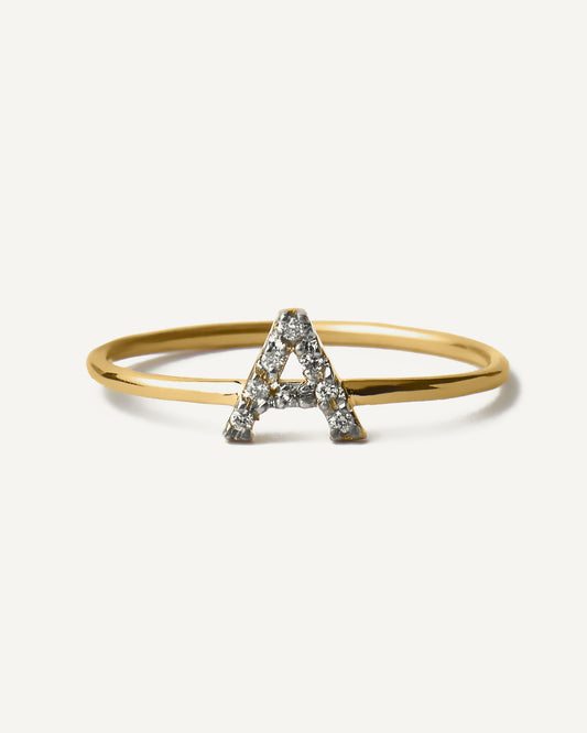 Anel Inicial em Ouro 18K e Diamantes