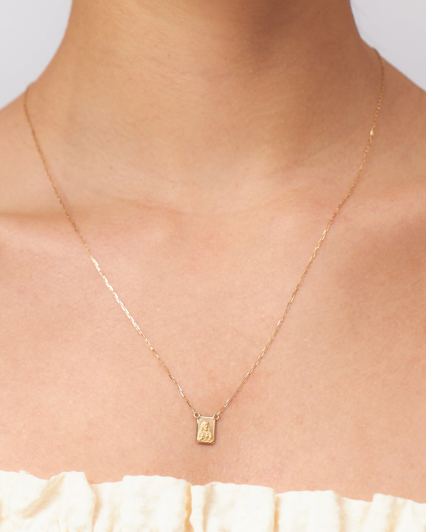 Escapulário Sacré em Ouro 18K