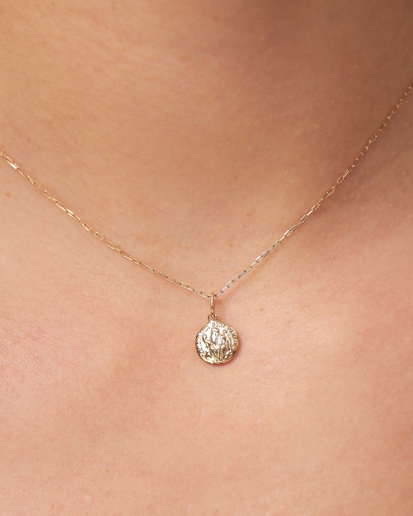 Pingente Medalha São Bento em Ouro 18K