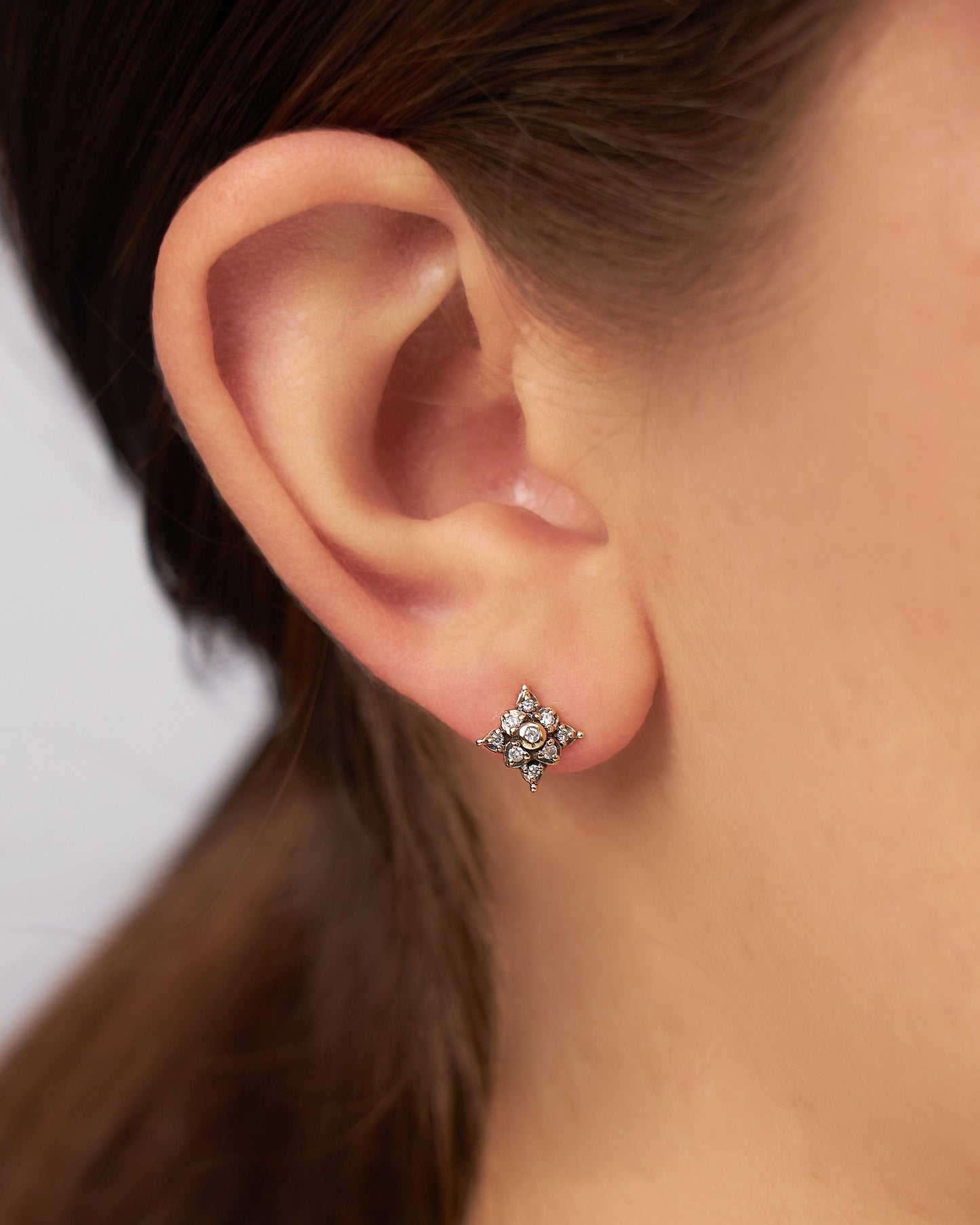 Brinco Antico em Ouro 18K e Diamantes