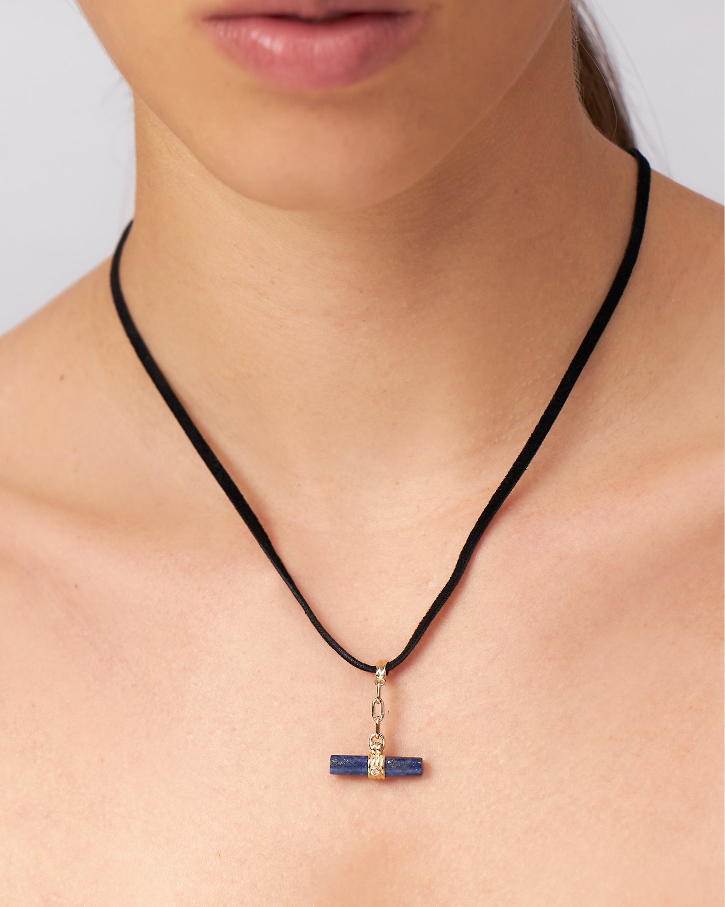 Pingente Nilo Lápis-Lazúli em Ouro 18K e Diamante