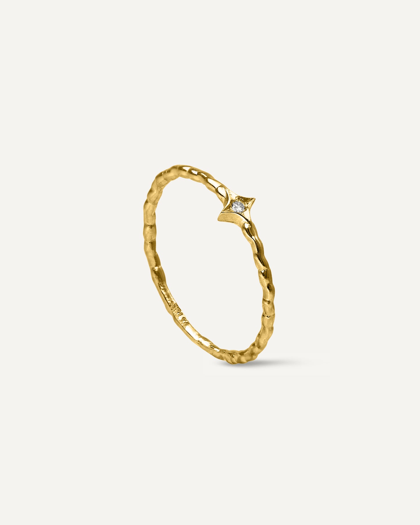 Anel Camille em Ouro 18K e Diamante